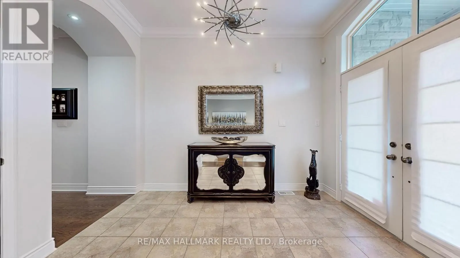 126 SIR STEVENS DRIVE