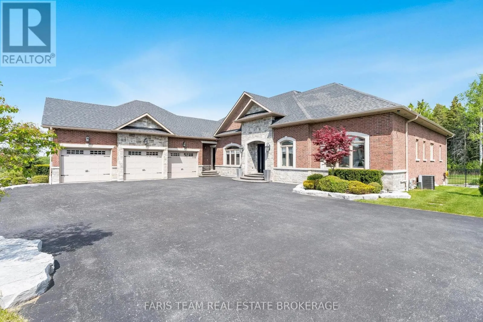 158 DALE CRESCENT