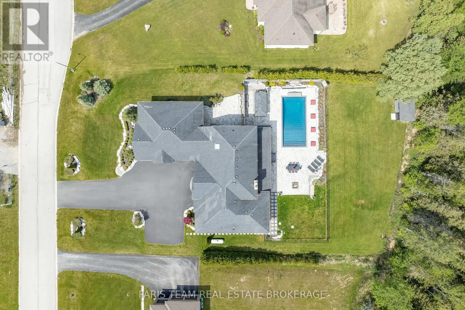 158 DALE CRESCENT