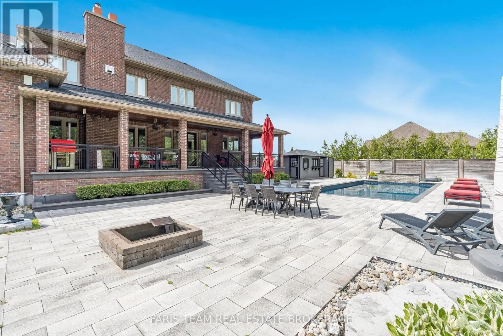 158 DALE CRESCENT