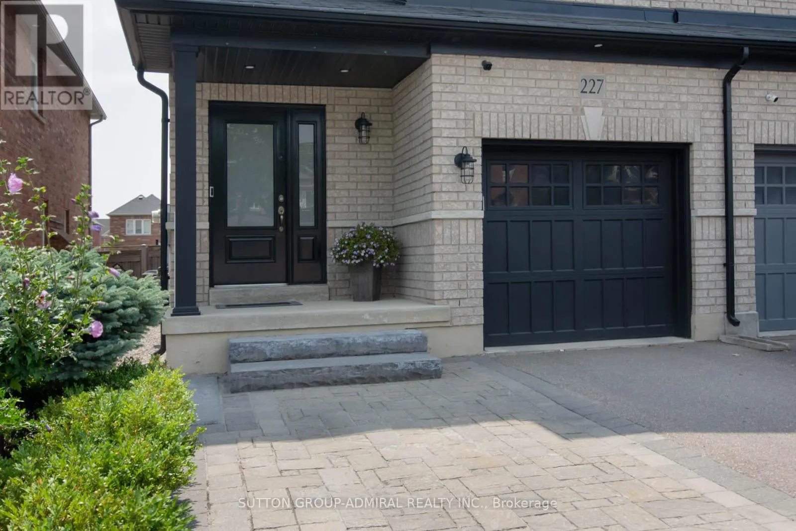 227 CANADA DRIVE