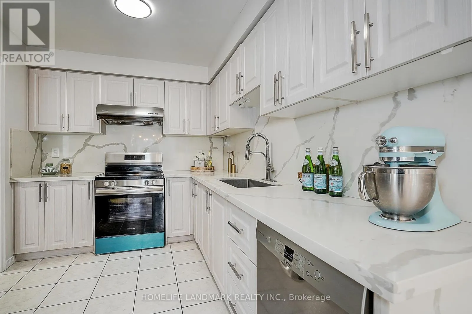 124 KING WILLIAM CRESCENT