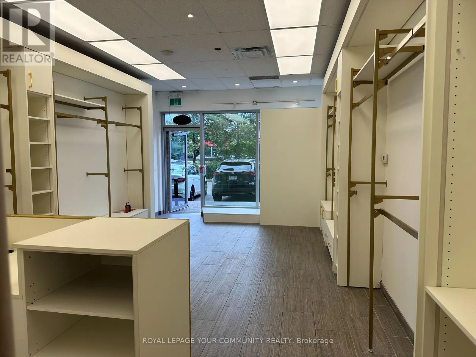 8 - 7181 YONGE STREET