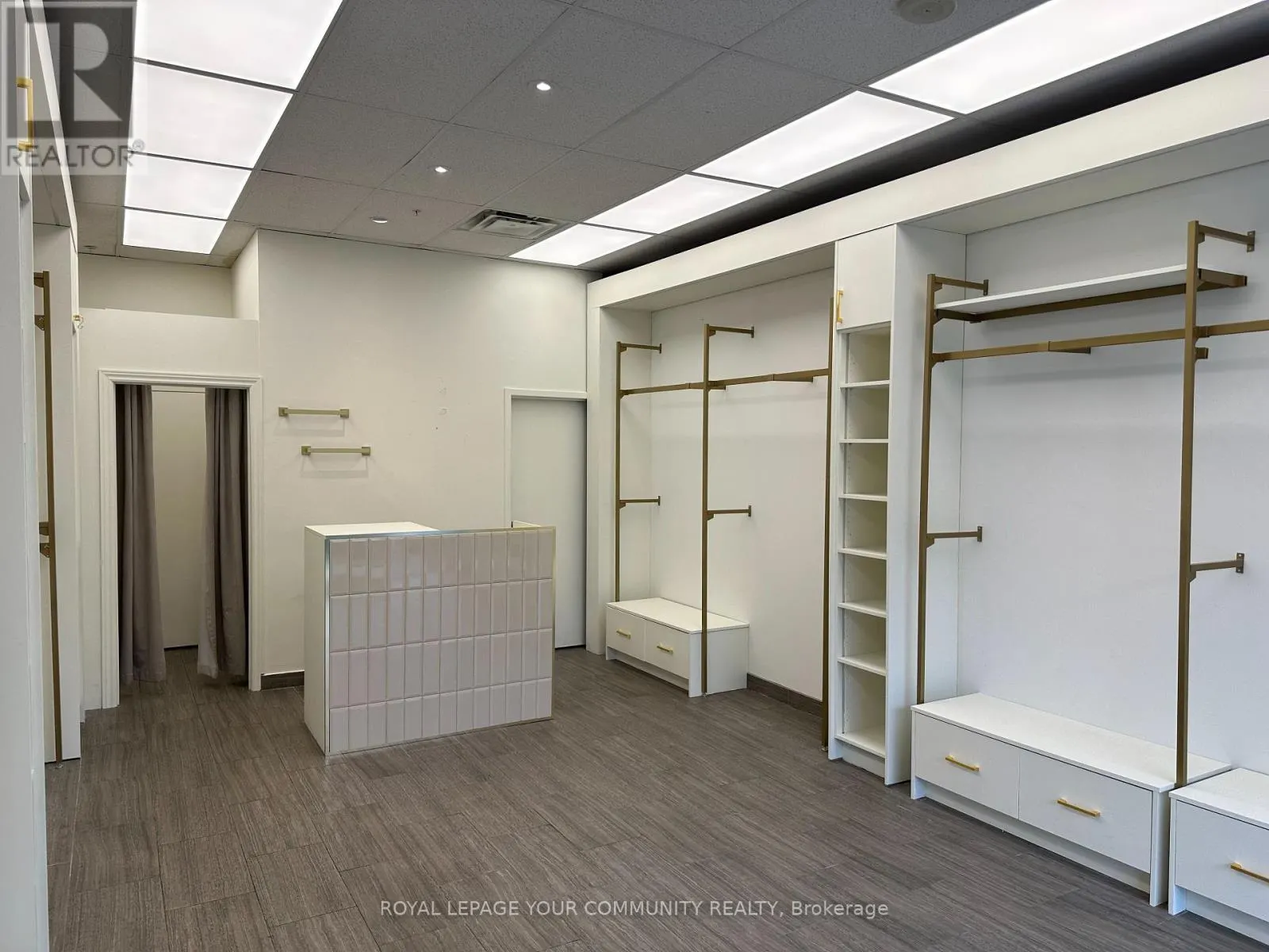 8 - 7181 YONGE STREET