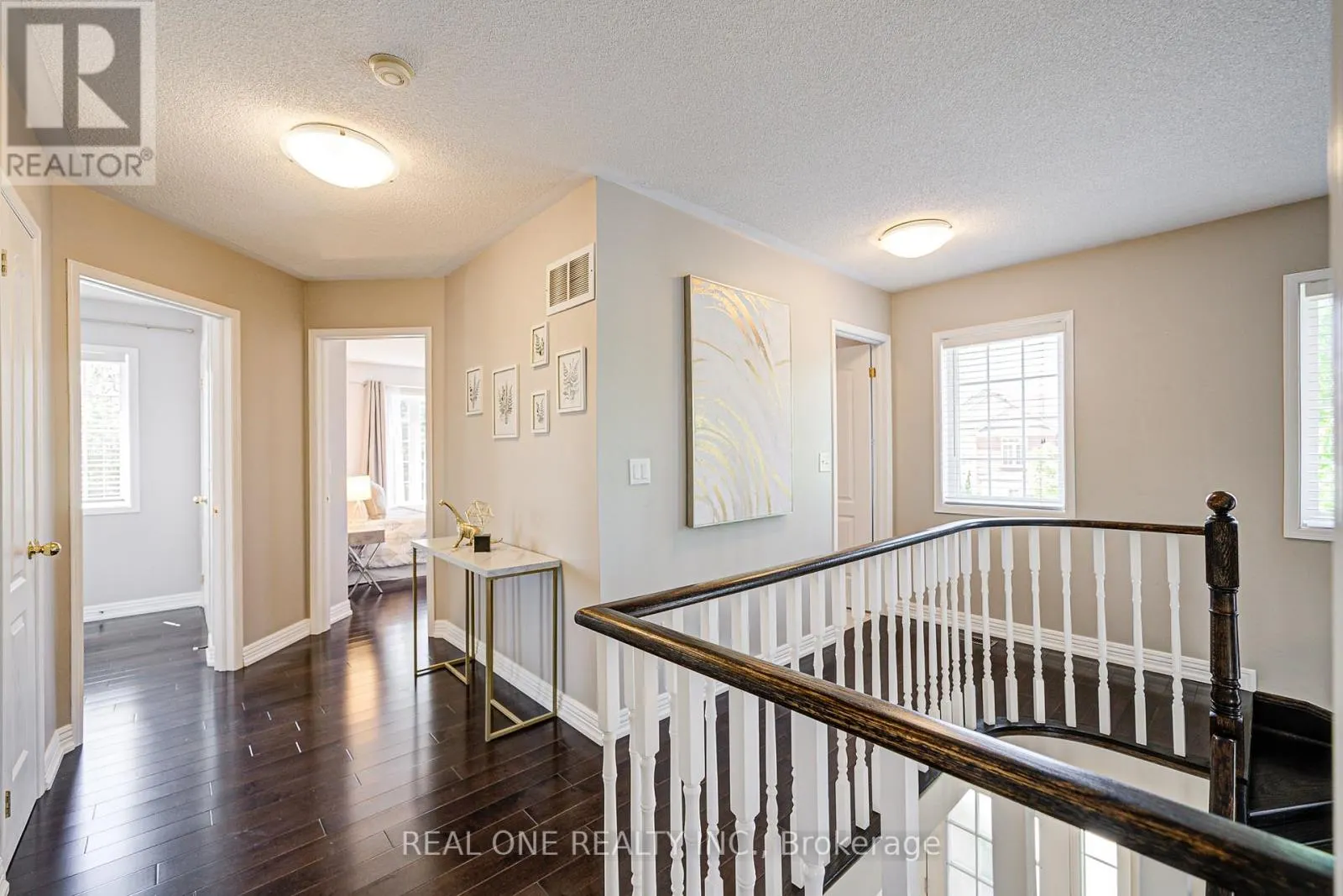 35 RIDGECREST ROAD