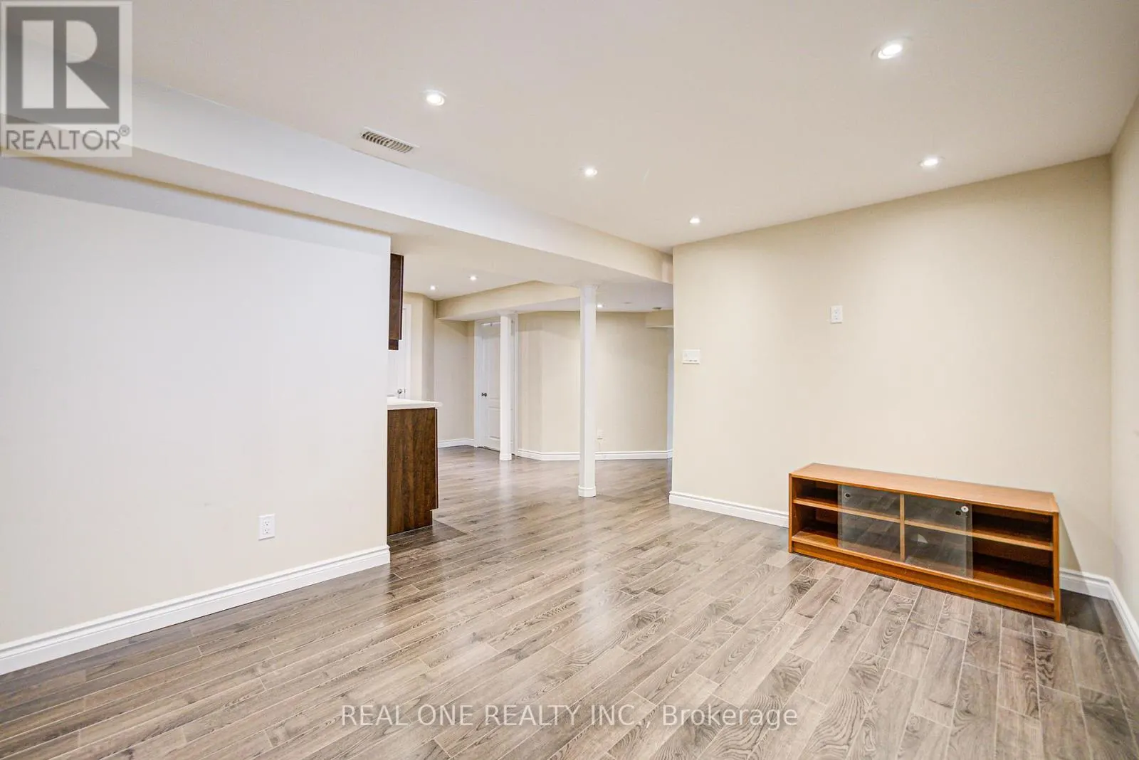 35 RIDGECREST ROAD