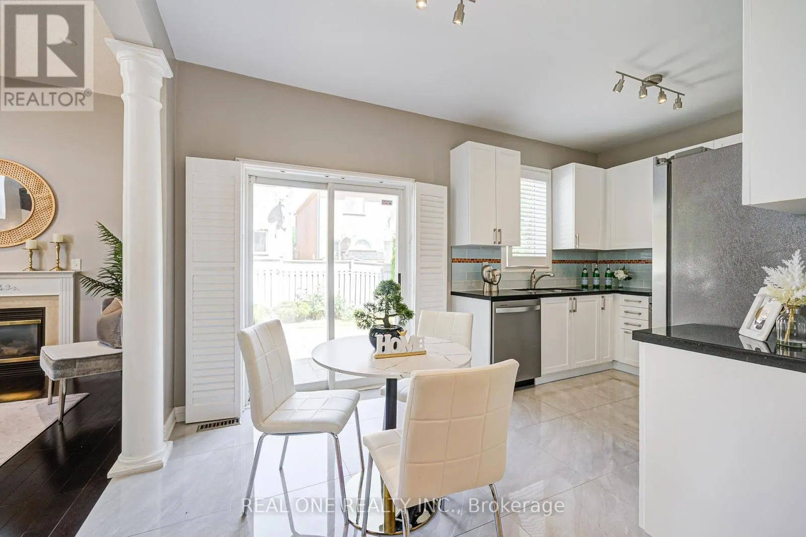 35 RIDGECREST ROAD