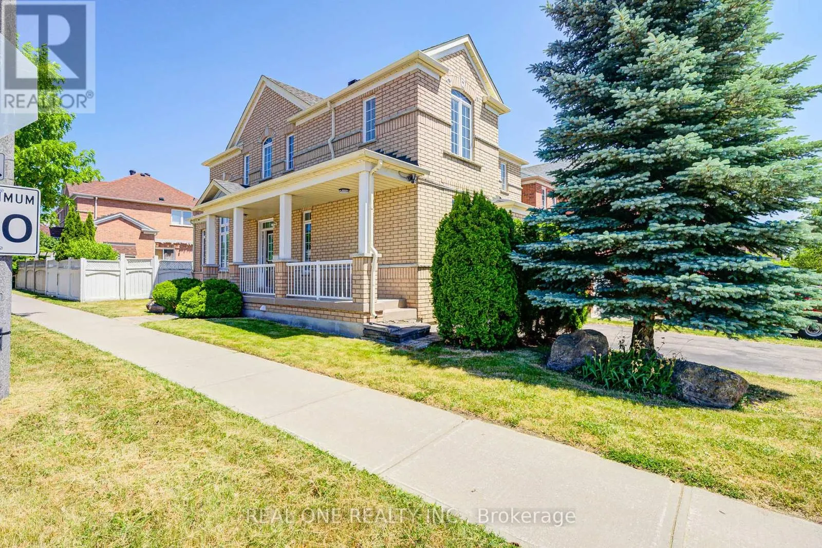 35 RIDGECREST ROAD