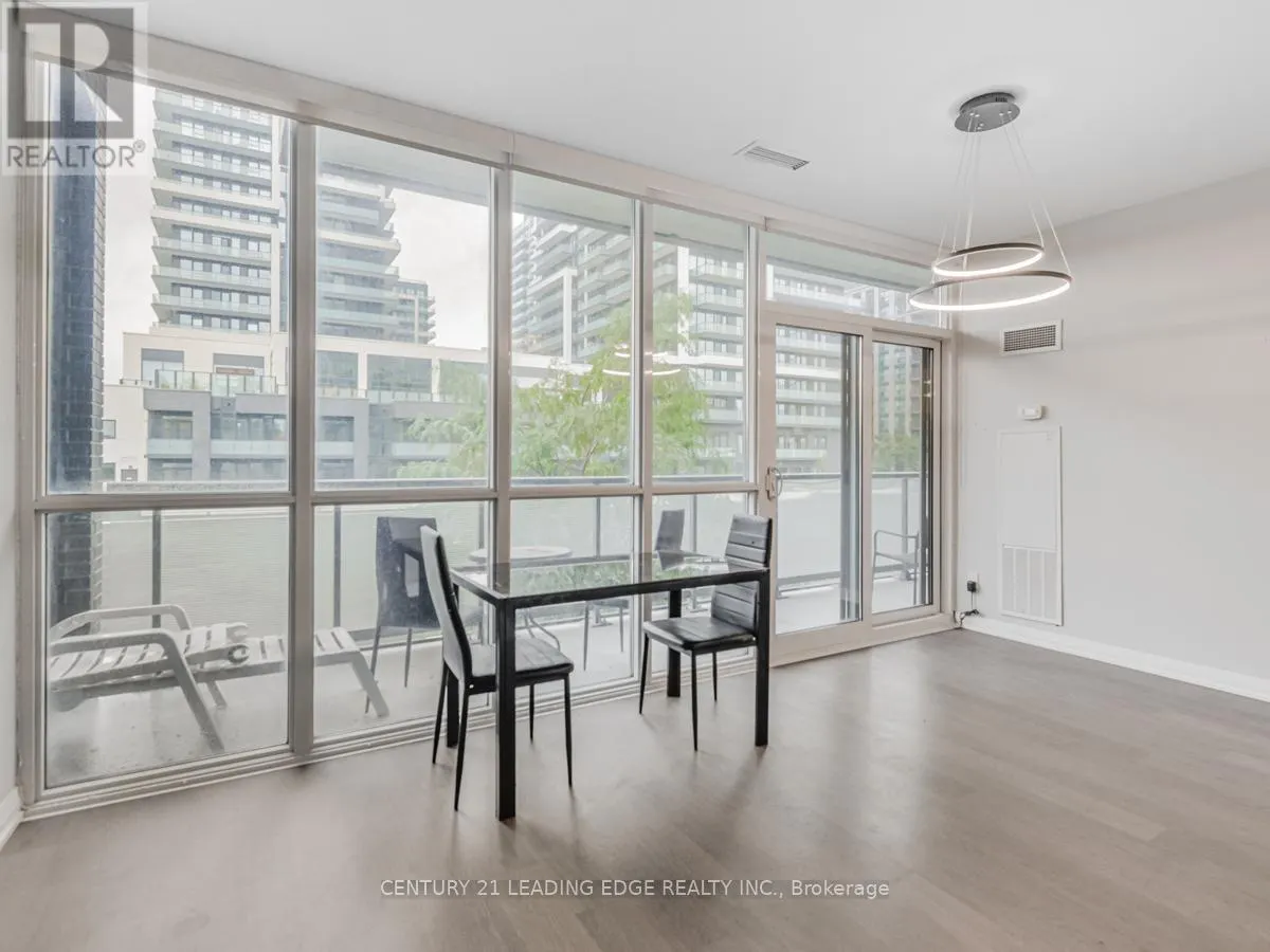 203 - 65 ONEIDA CRESCENT