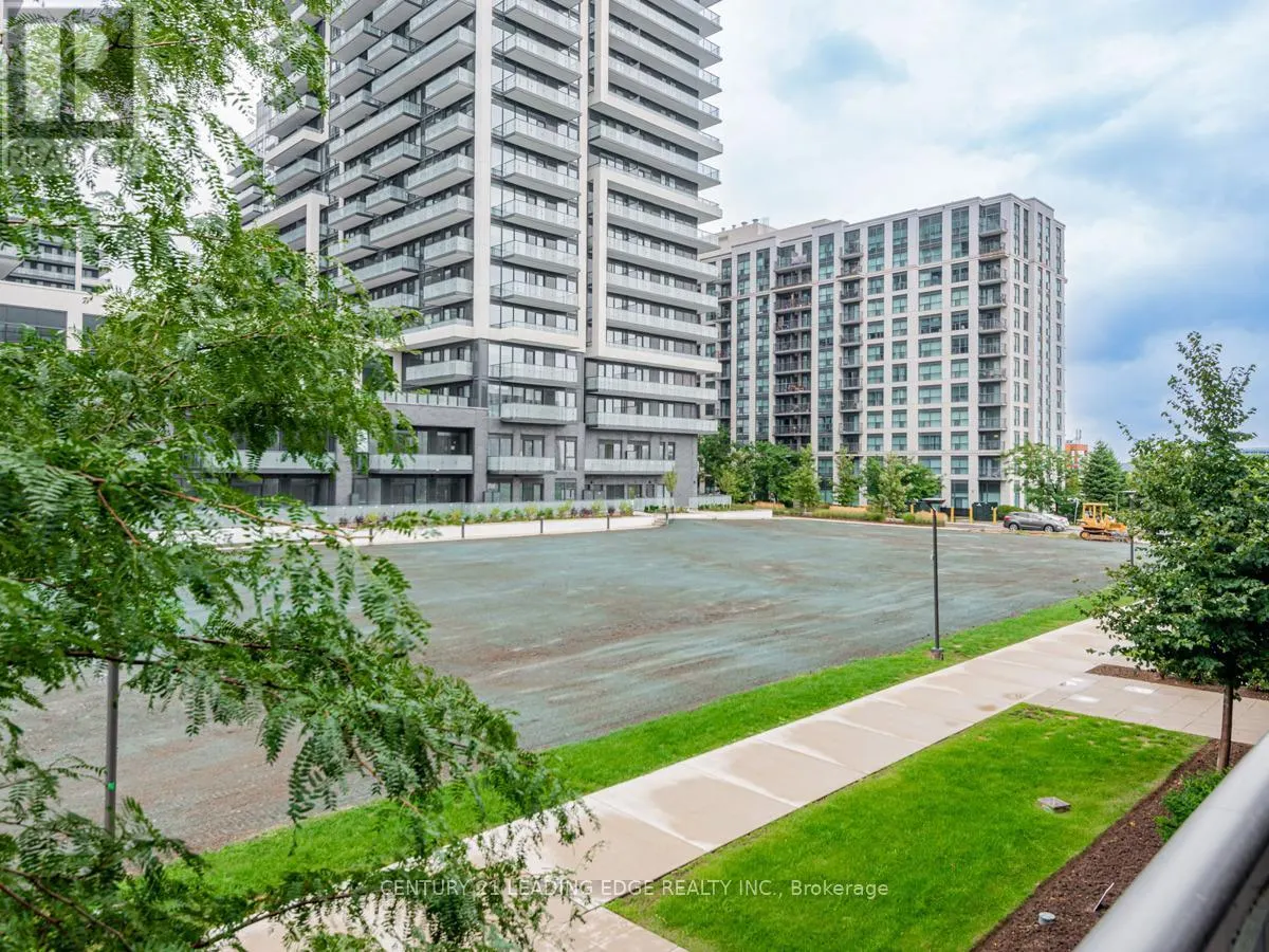 203 - 65 ONEIDA CRESCENT