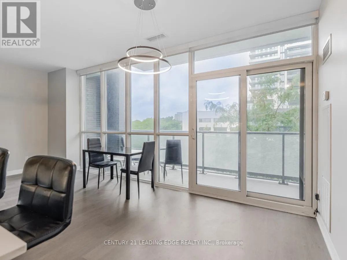 203 - 65 ONEIDA CRESCENT
