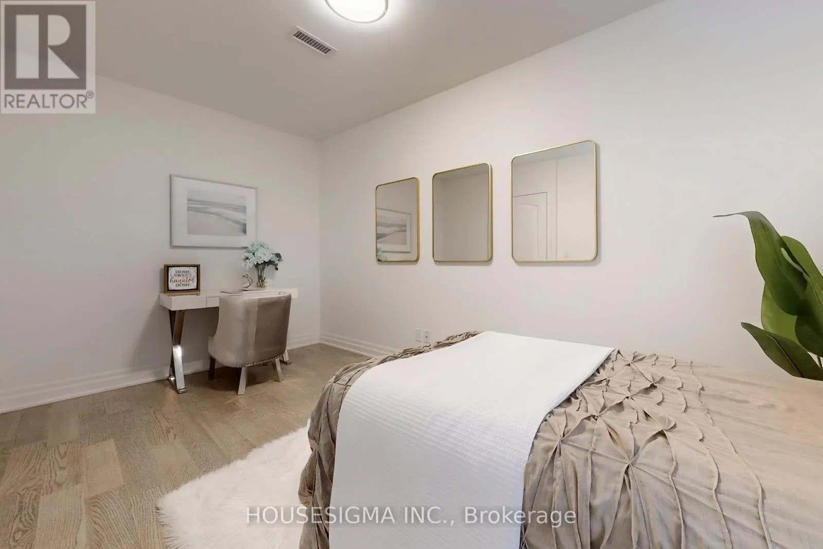 101 - 18 ROUGE VALLEY DRIVE