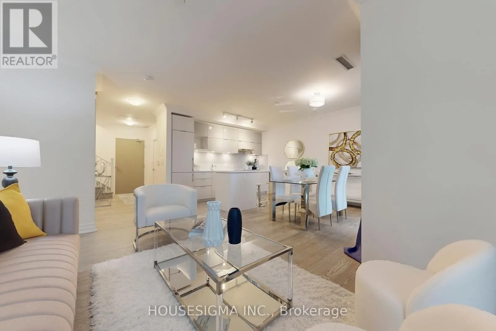 101 - 18 ROUGE VALLEY DRIVE