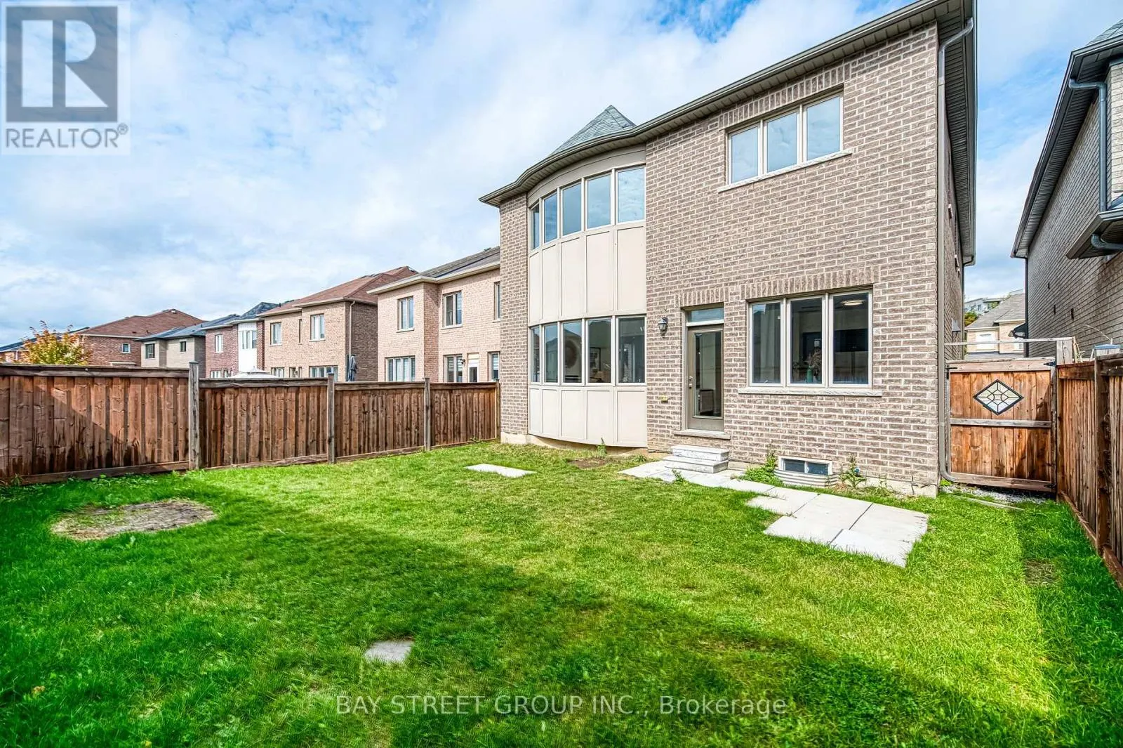 173 CONKLIN CRESCENT