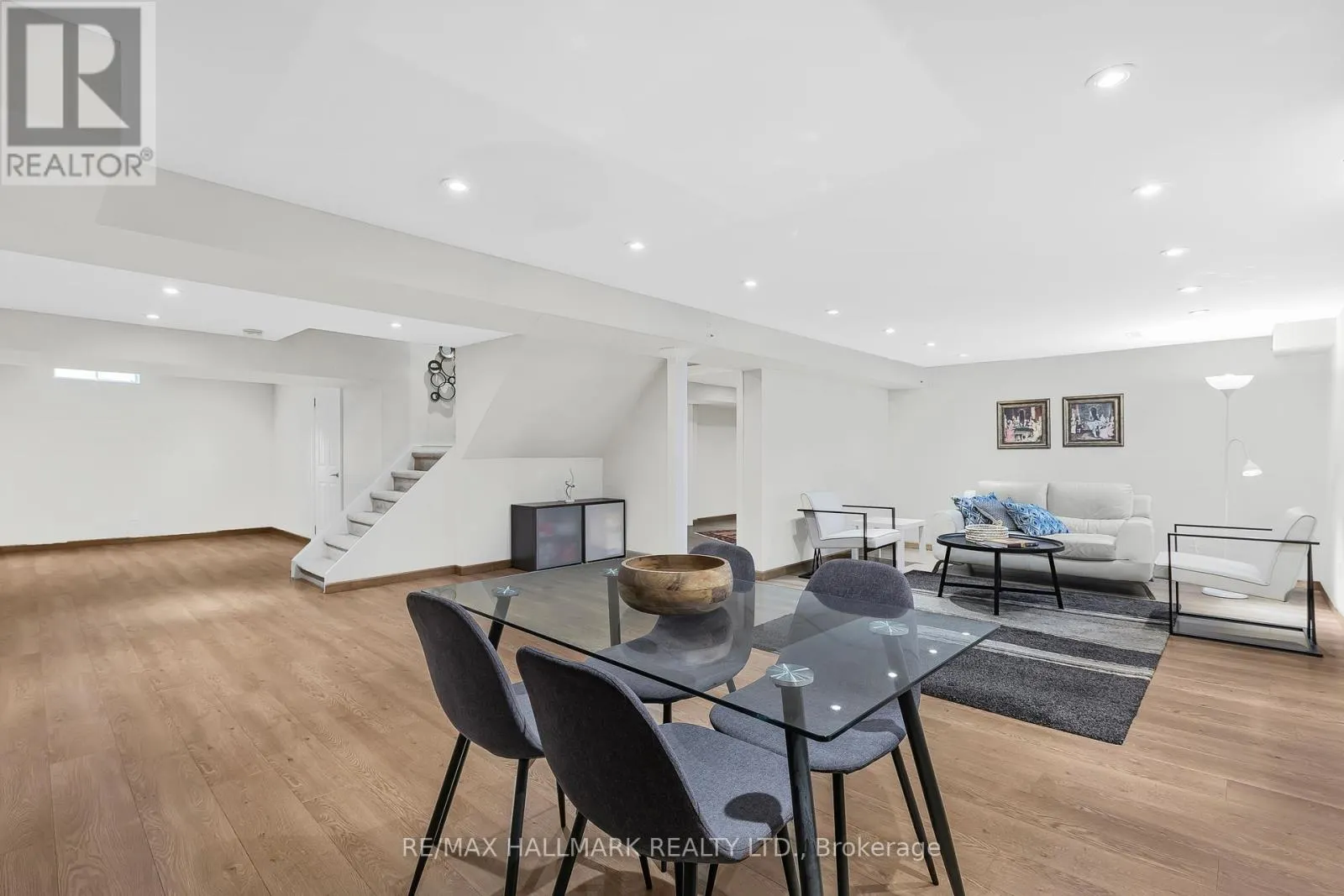 48 LAMBERT ROAD