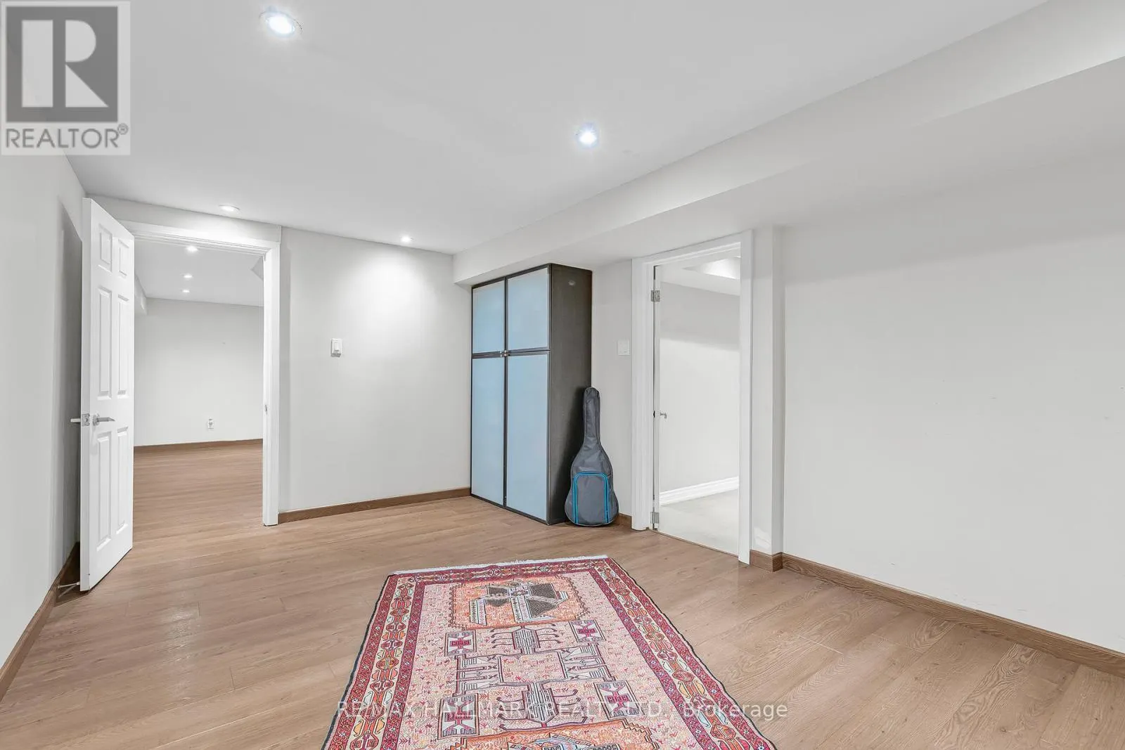 48 LAMBERT ROAD