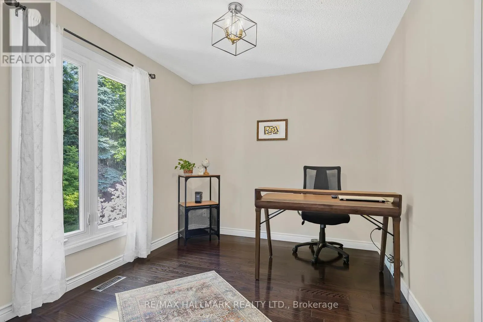 48 LAMBERT ROAD