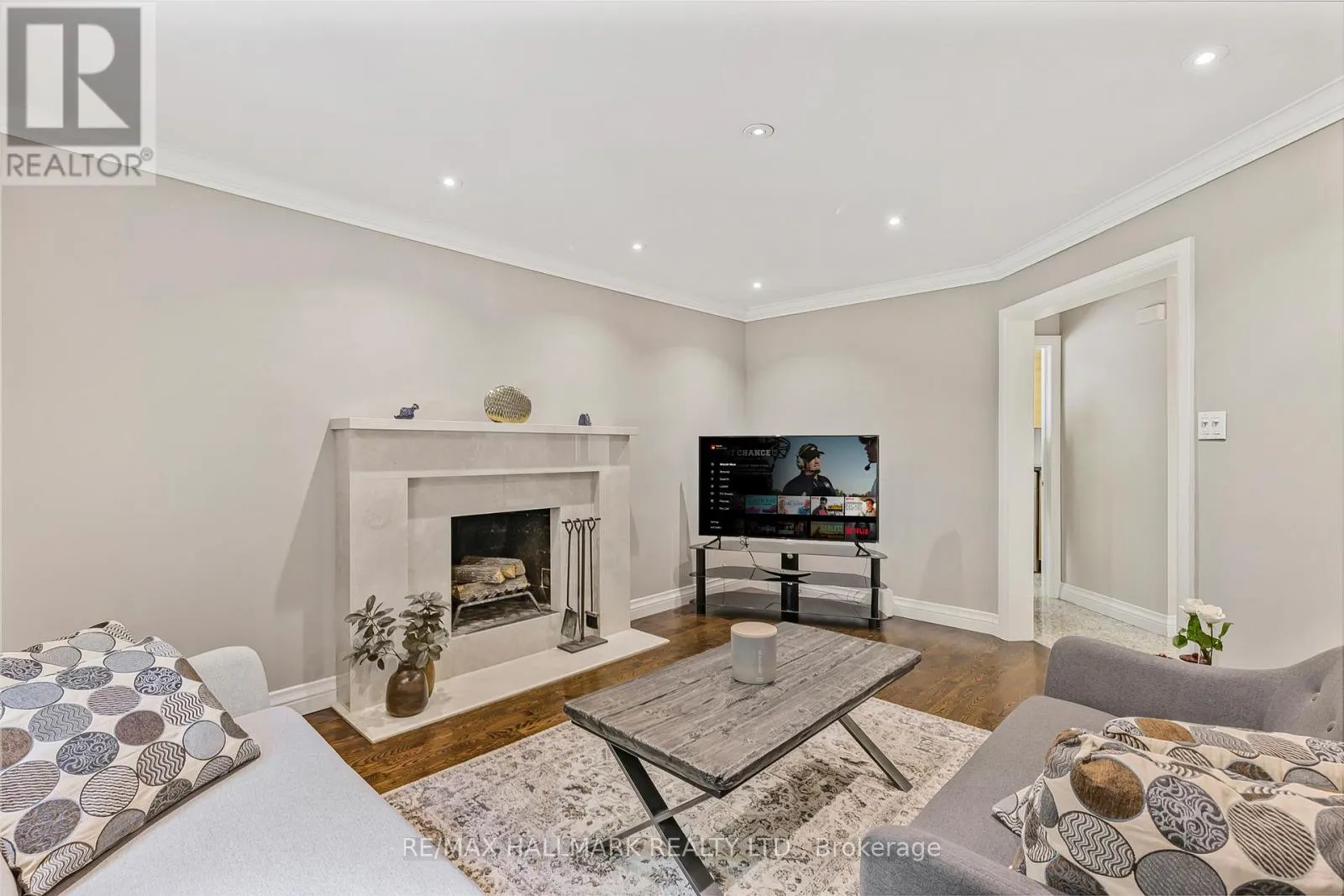 48 LAMBERT ROAD