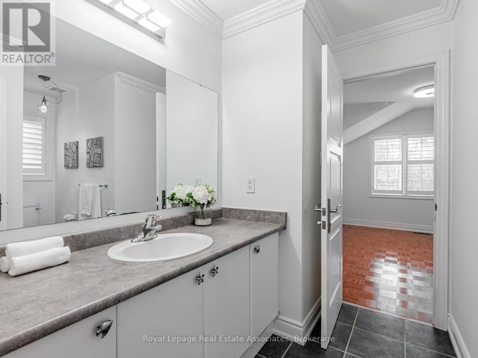 214 SAINT FRANCIS AVENUE