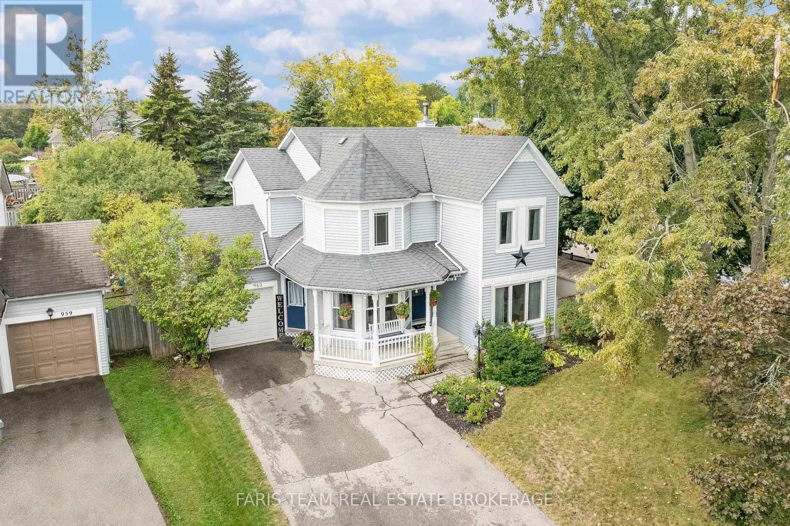 963 LINDEN STREET