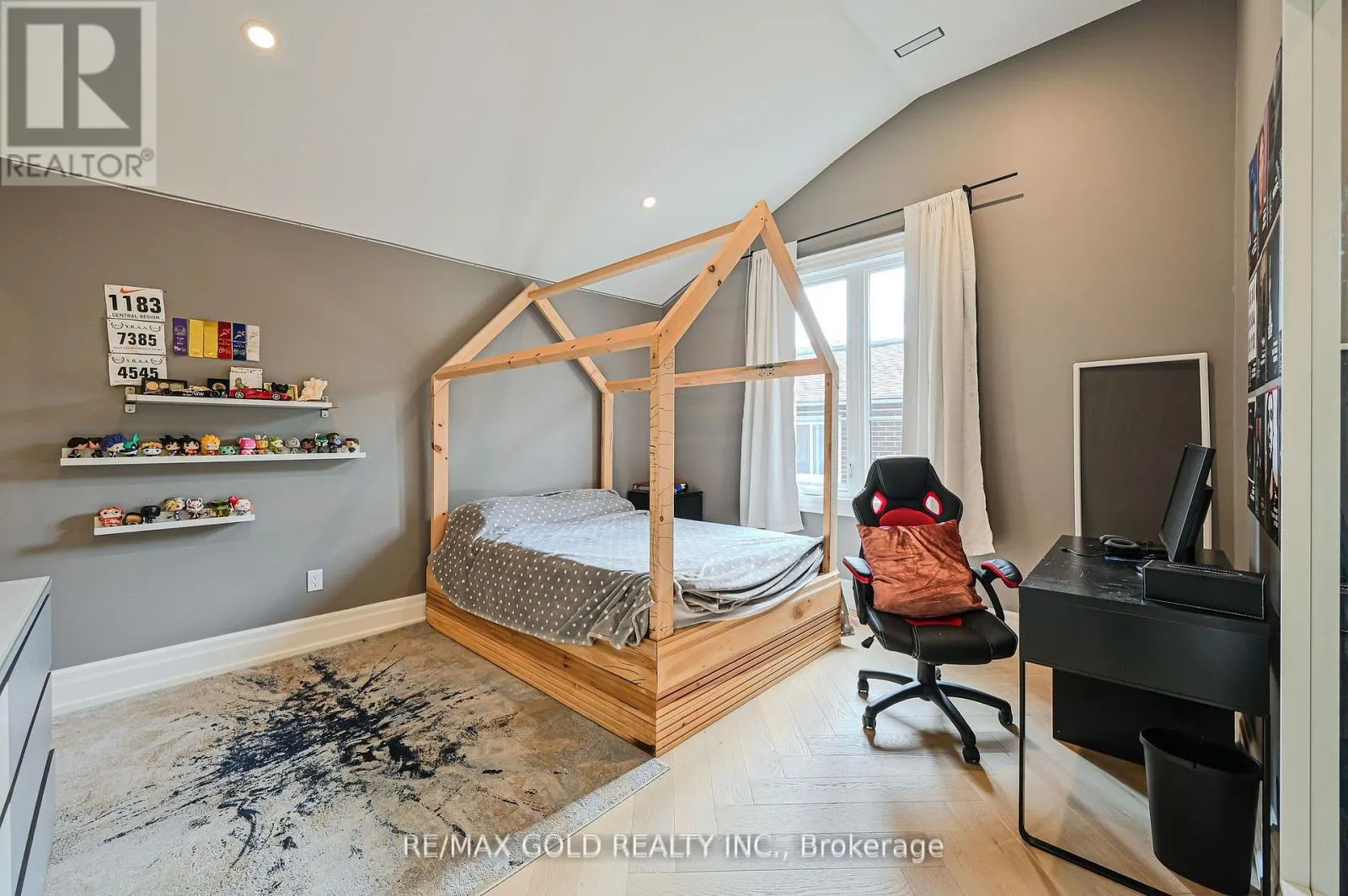 48 SYLVADENE PARKWAY