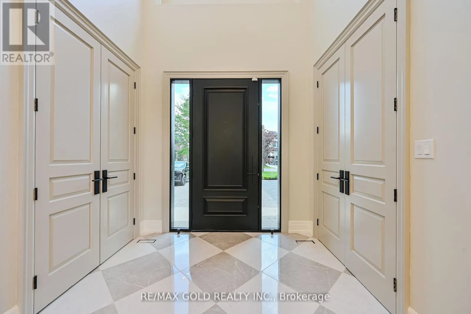 48 SYLVADENE PARKWAY