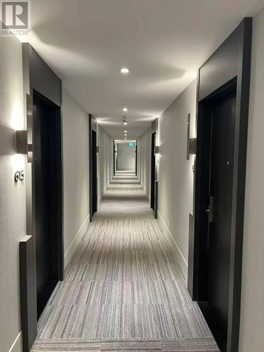 627 - 38 WATER WALK DRIVE