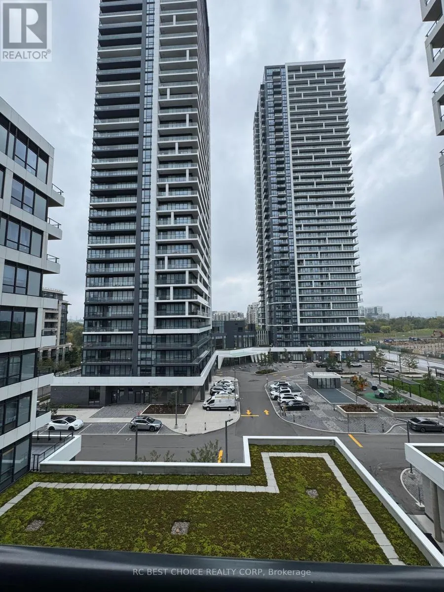 627 - 38 WATER WALK DRIVE