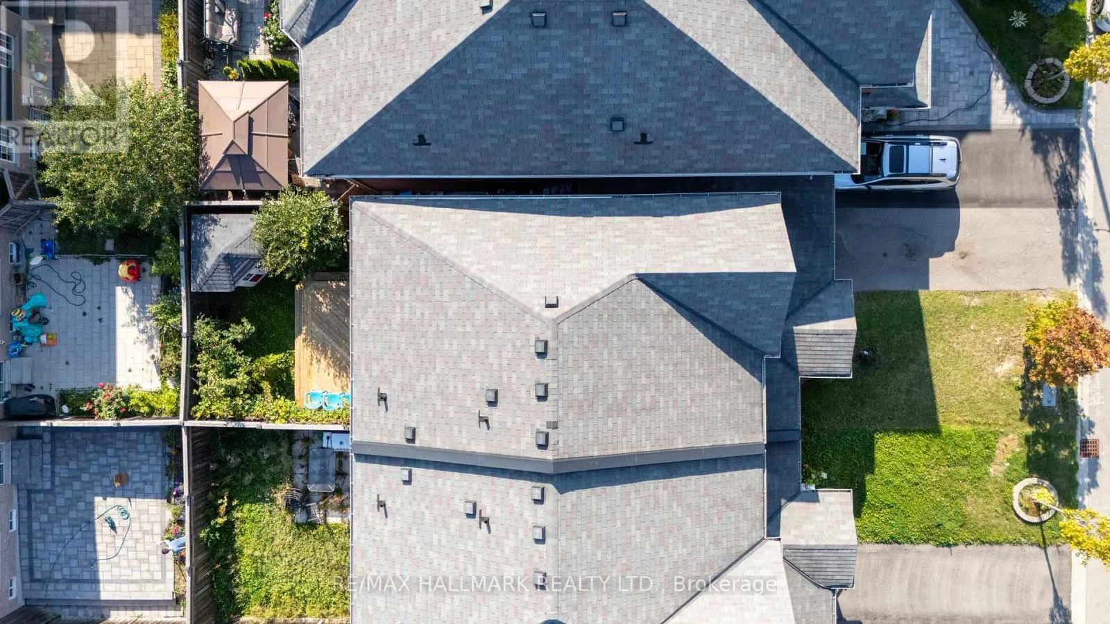56 WESTCLIFFE CRESCENT