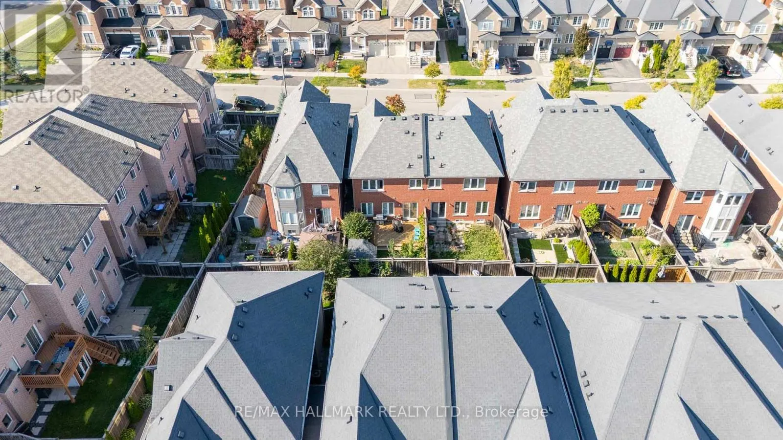 56 WESTCLIFFE CRESCENT