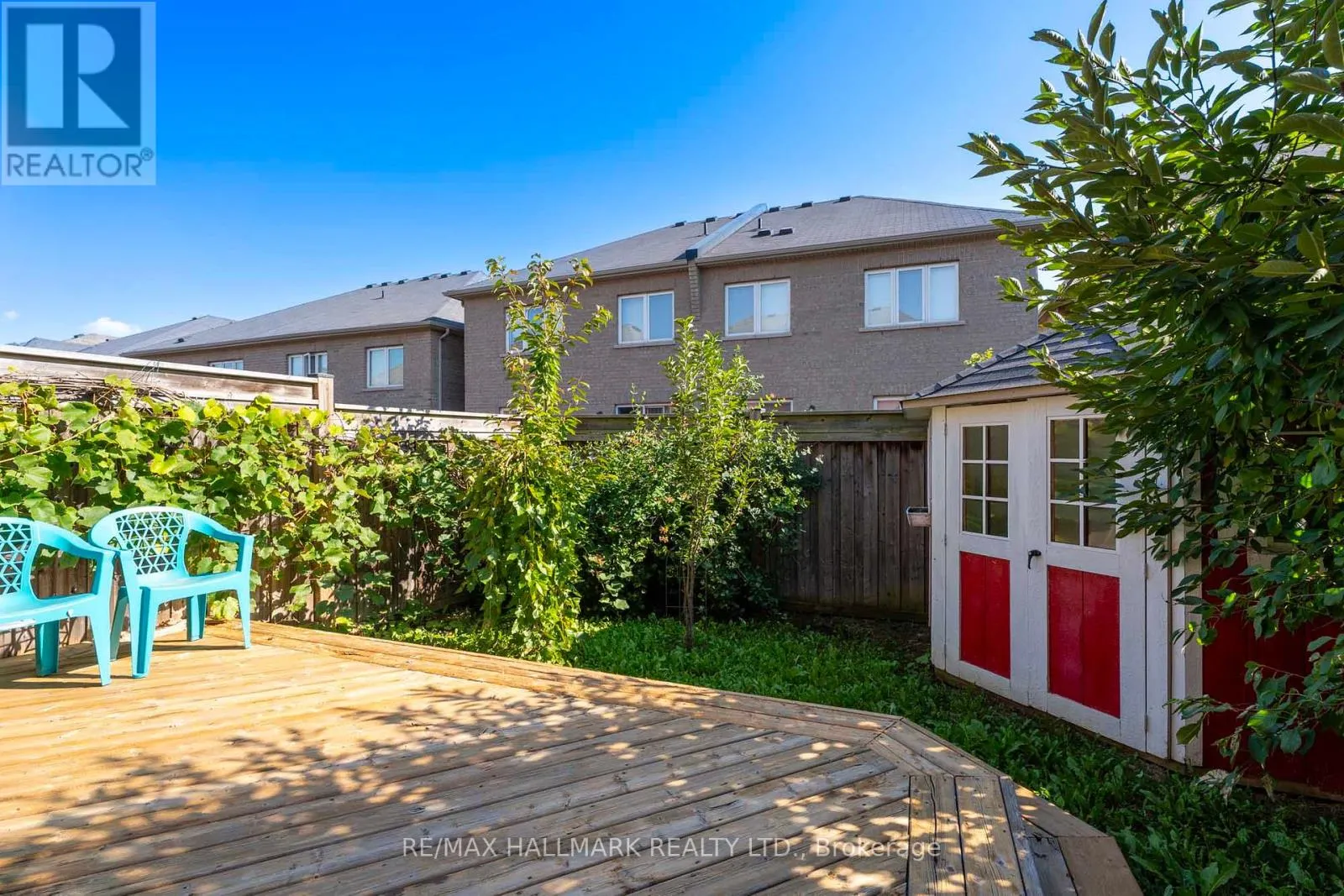56 WESTCLIFFE CRESCENT