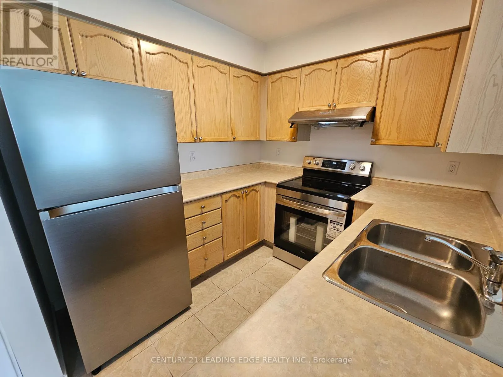 307 - 39 ONEIDA CRESCENT