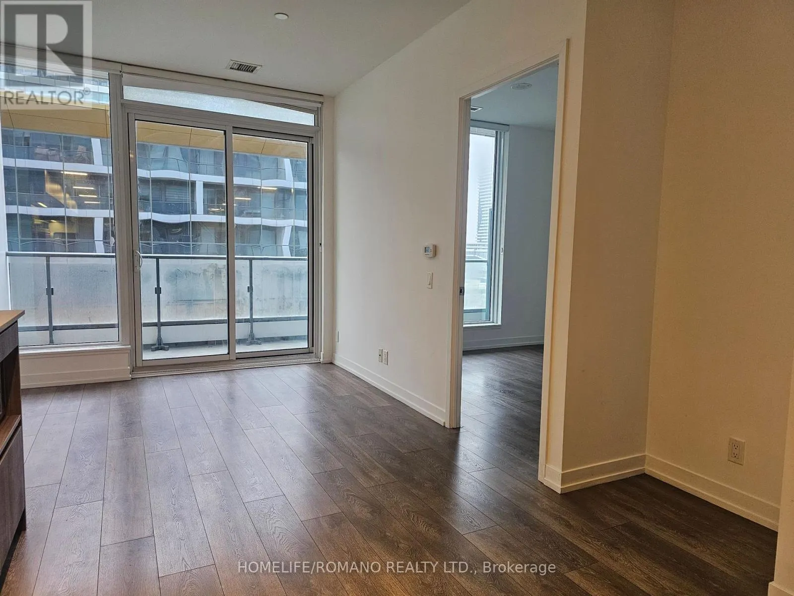 503 - 5 BUTTERMILL AVENUE