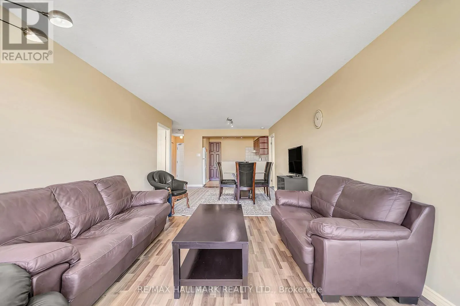 805 - 309 MAJOR MACKENZIE DRIVE E