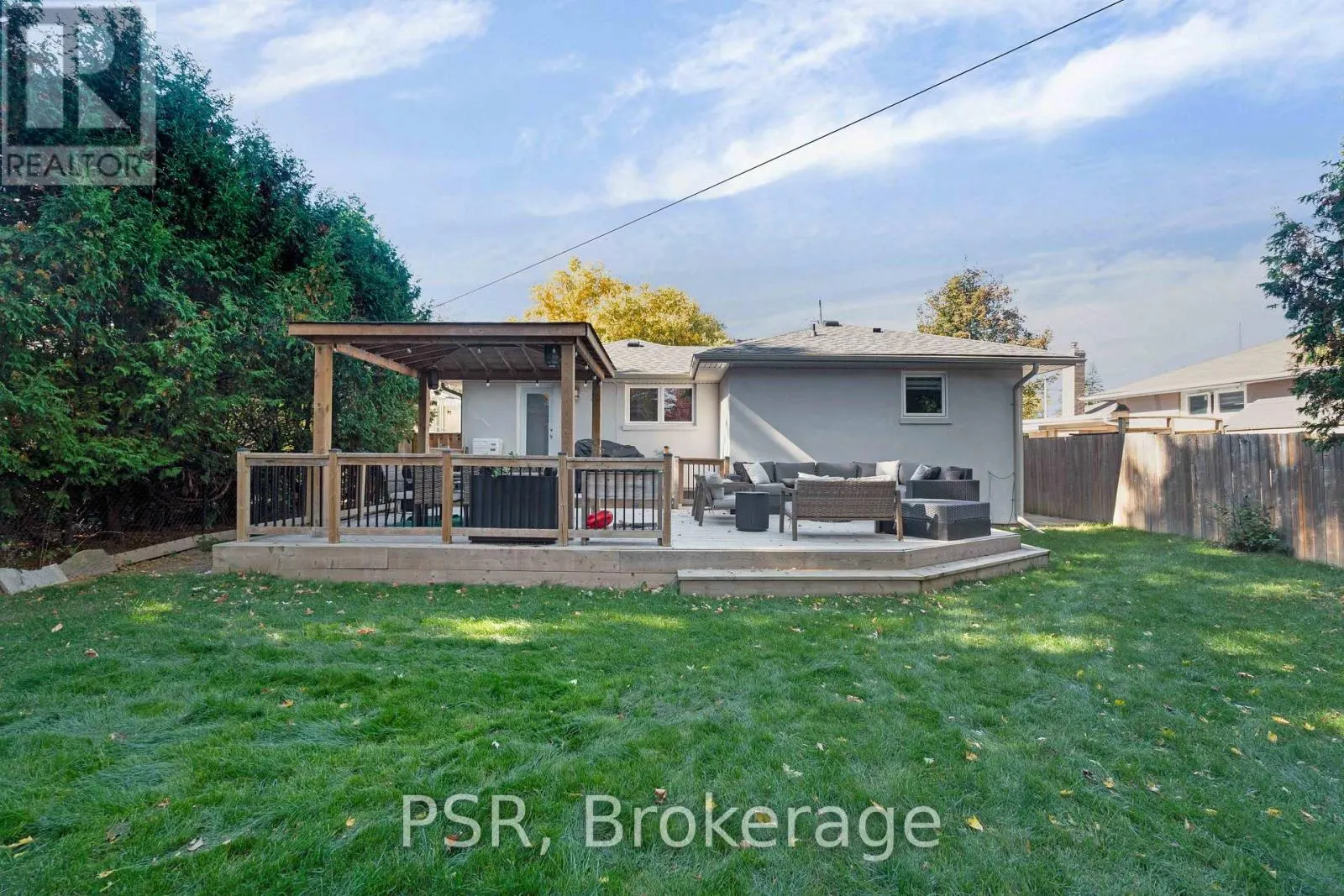 15 WENDERLY DRIVE