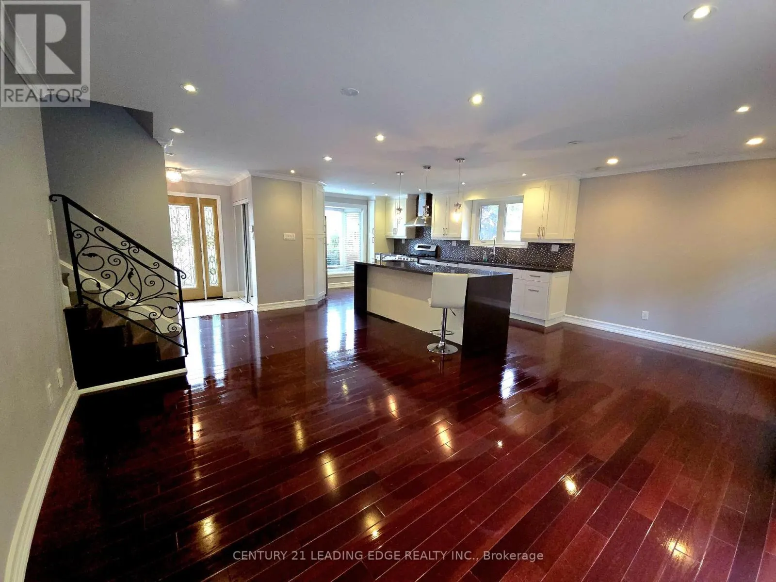 94 FRED VARLEY DRIVE
