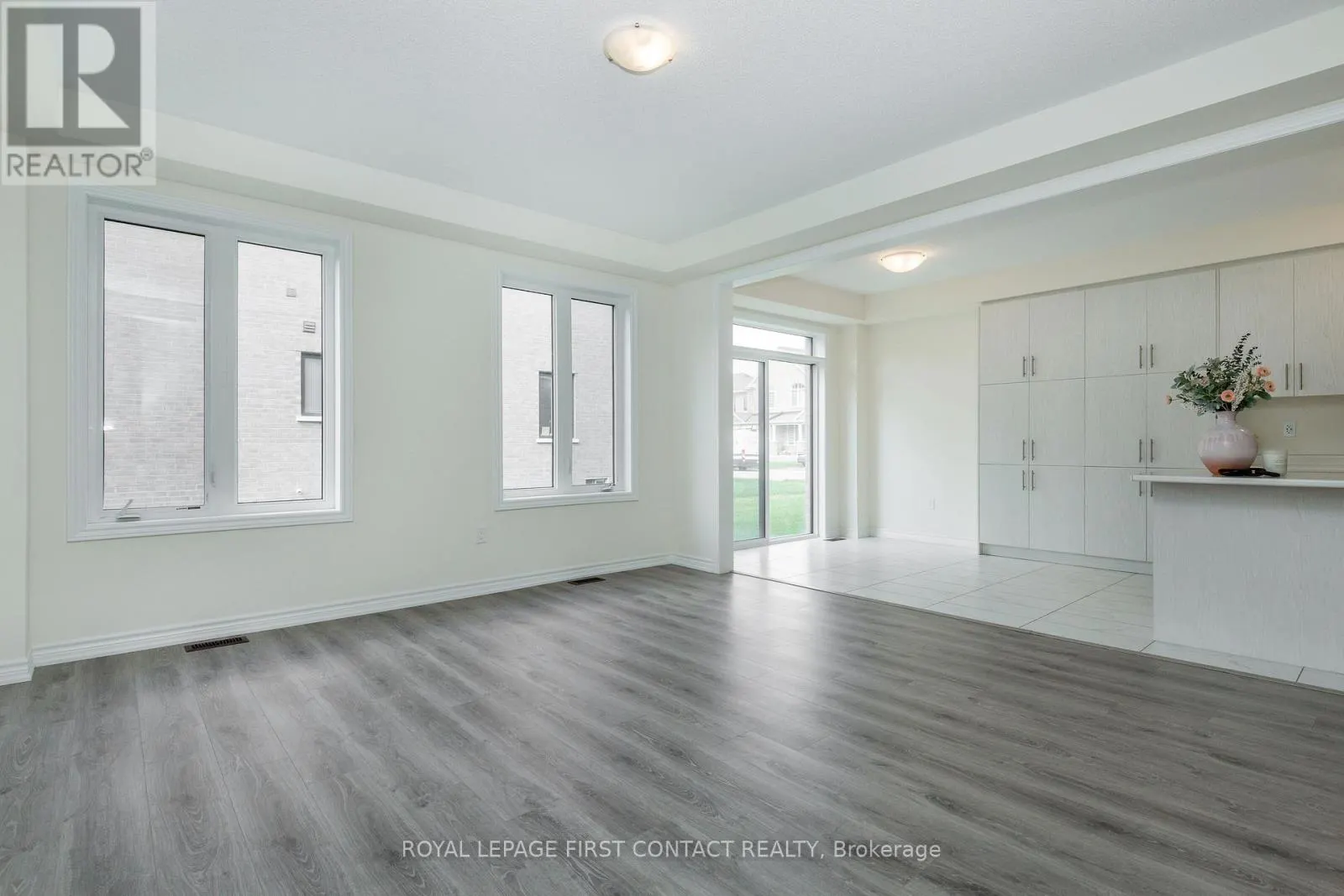 86 KENNETH ROGERS CRESCENT