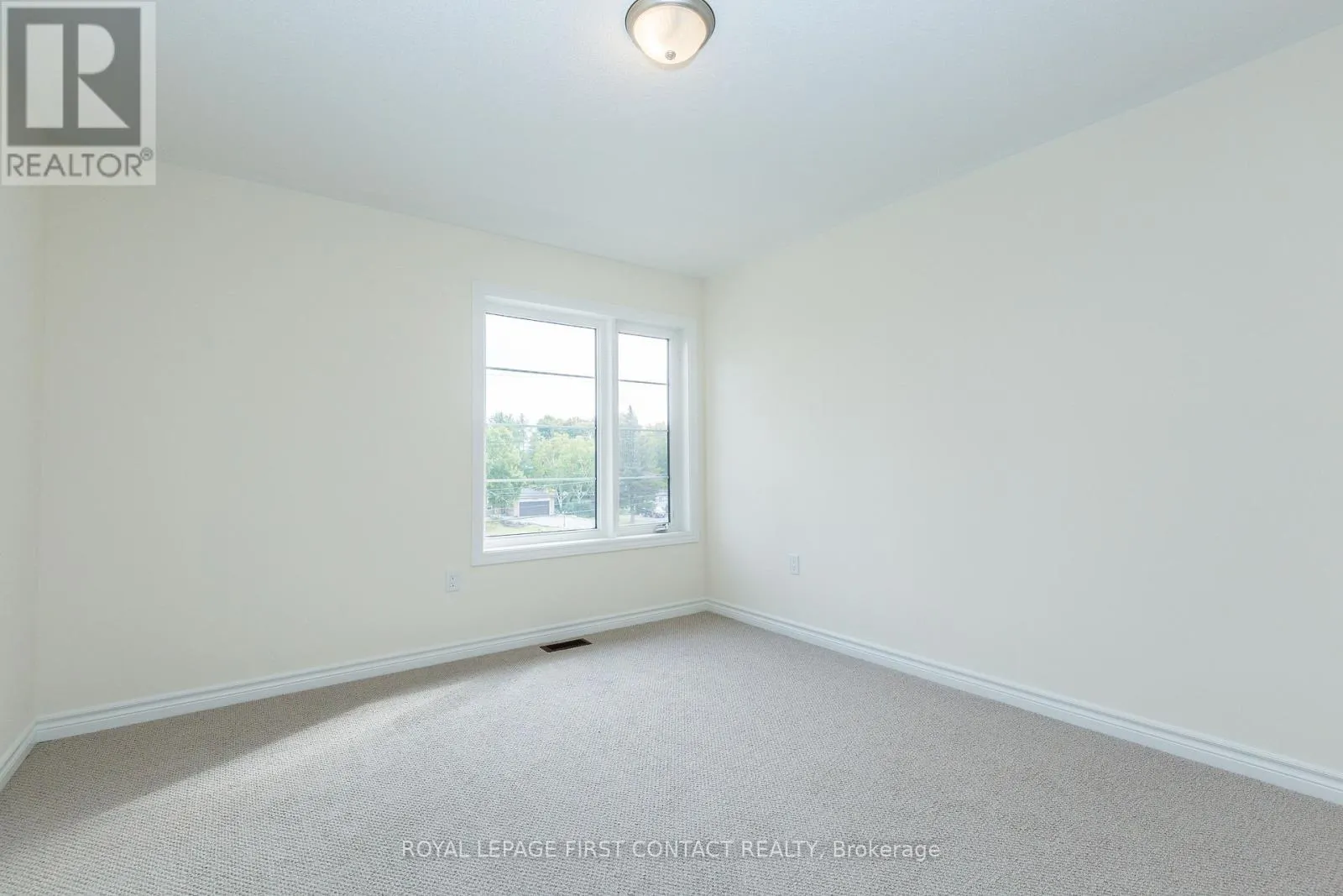86 KENNETH ROGERS CRESCENT