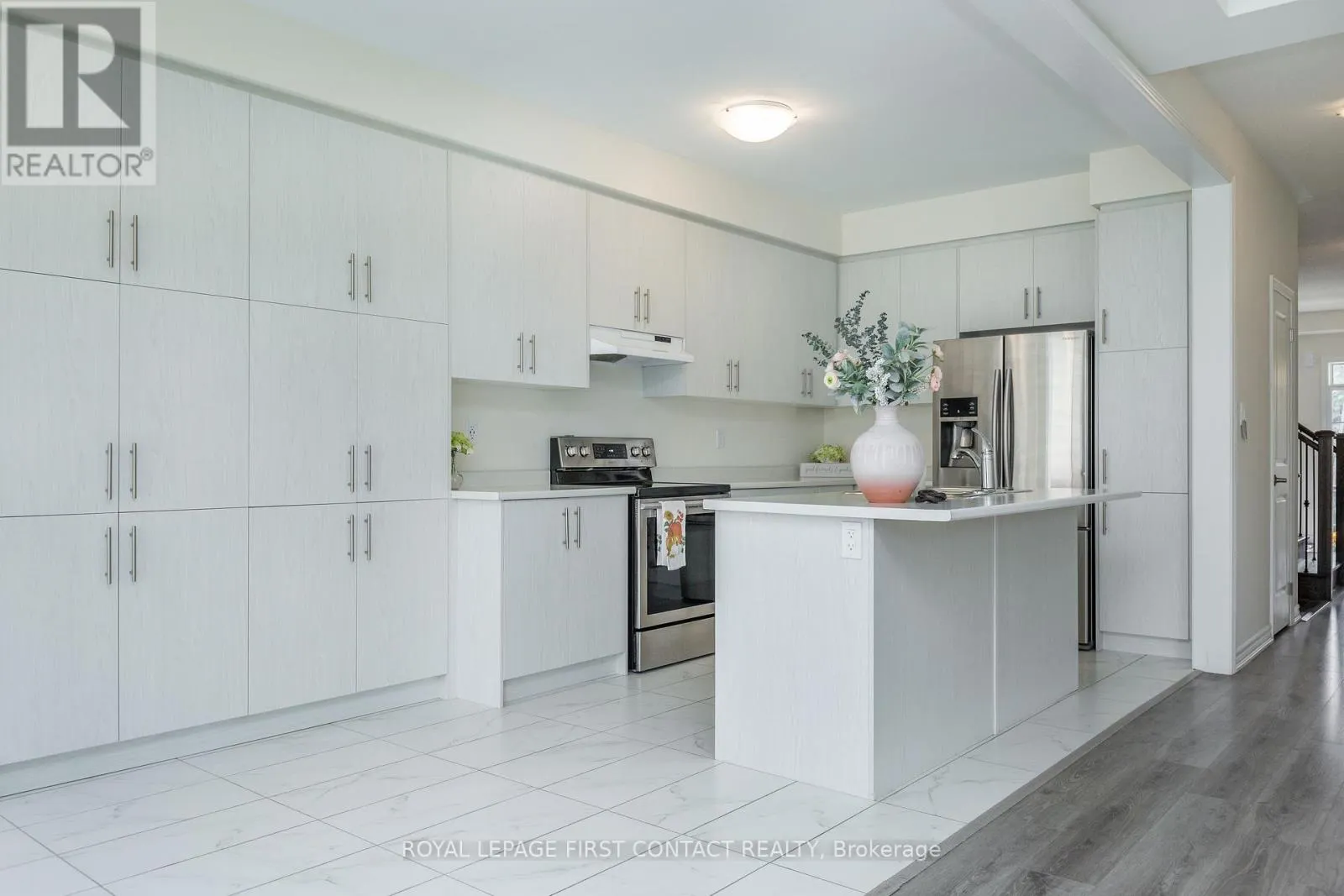 86 KENNETH ROGERS CRESCENT