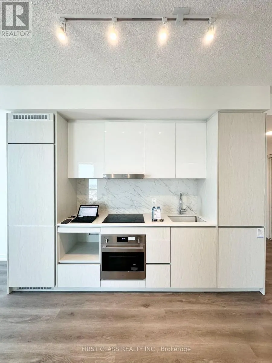 3310 - 28 INTERCHANGE WAY