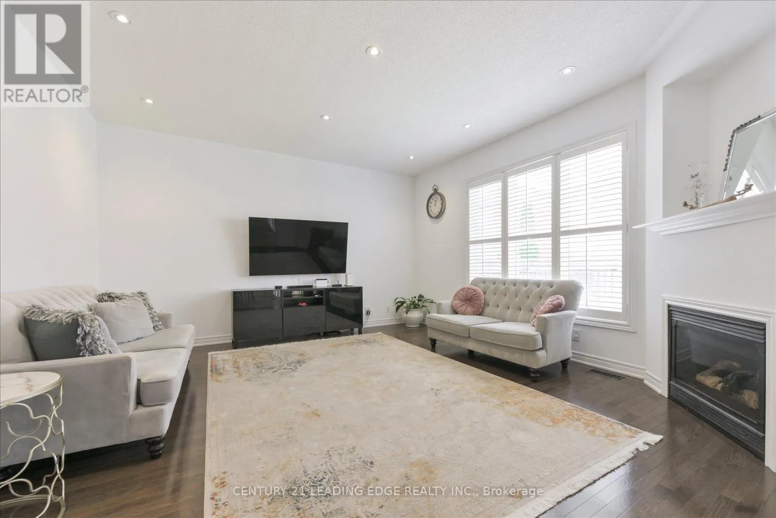 18 KERR LANE