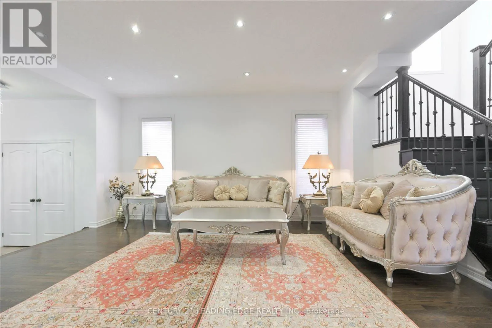 18 KERR LANE