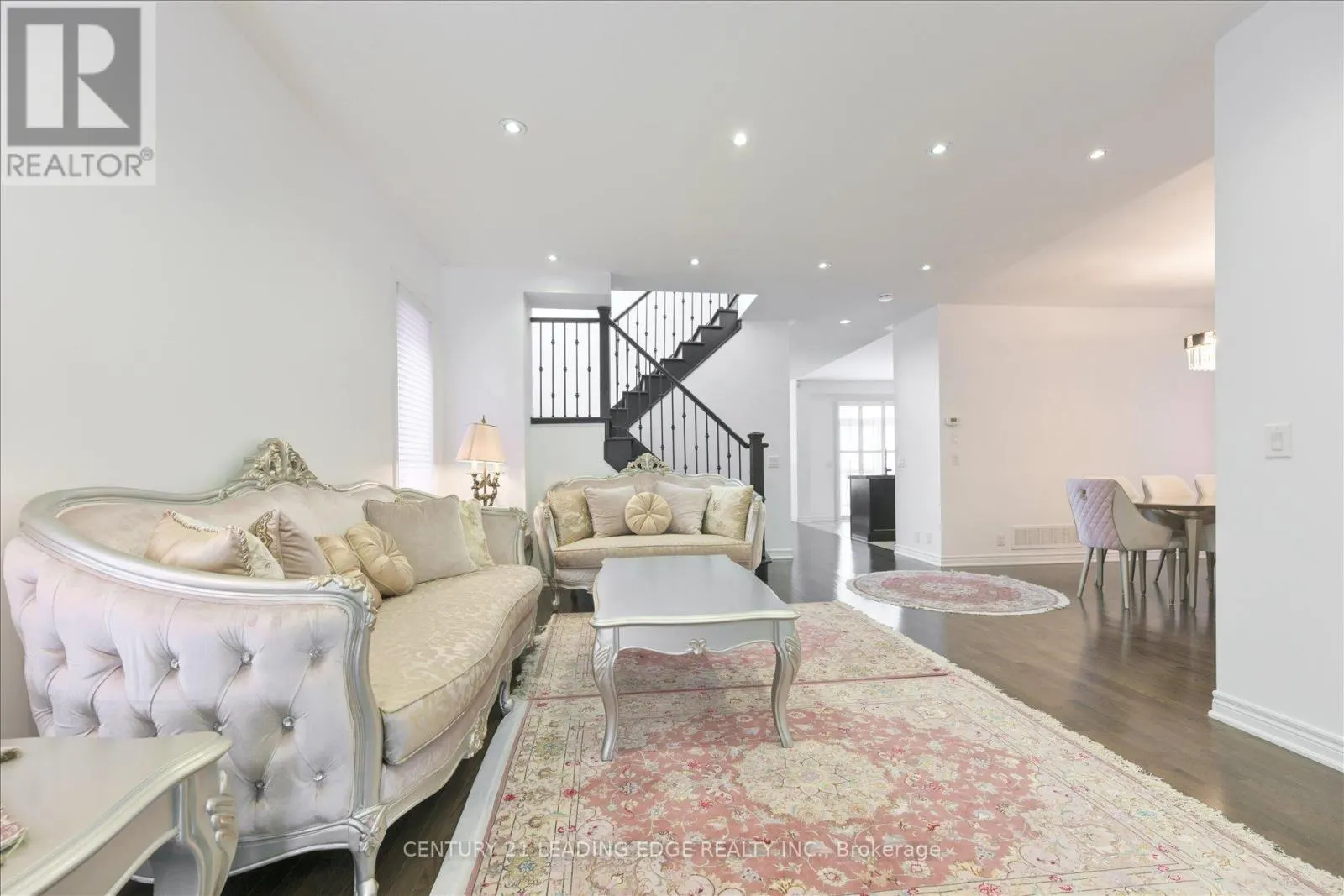 18 KERR LANE