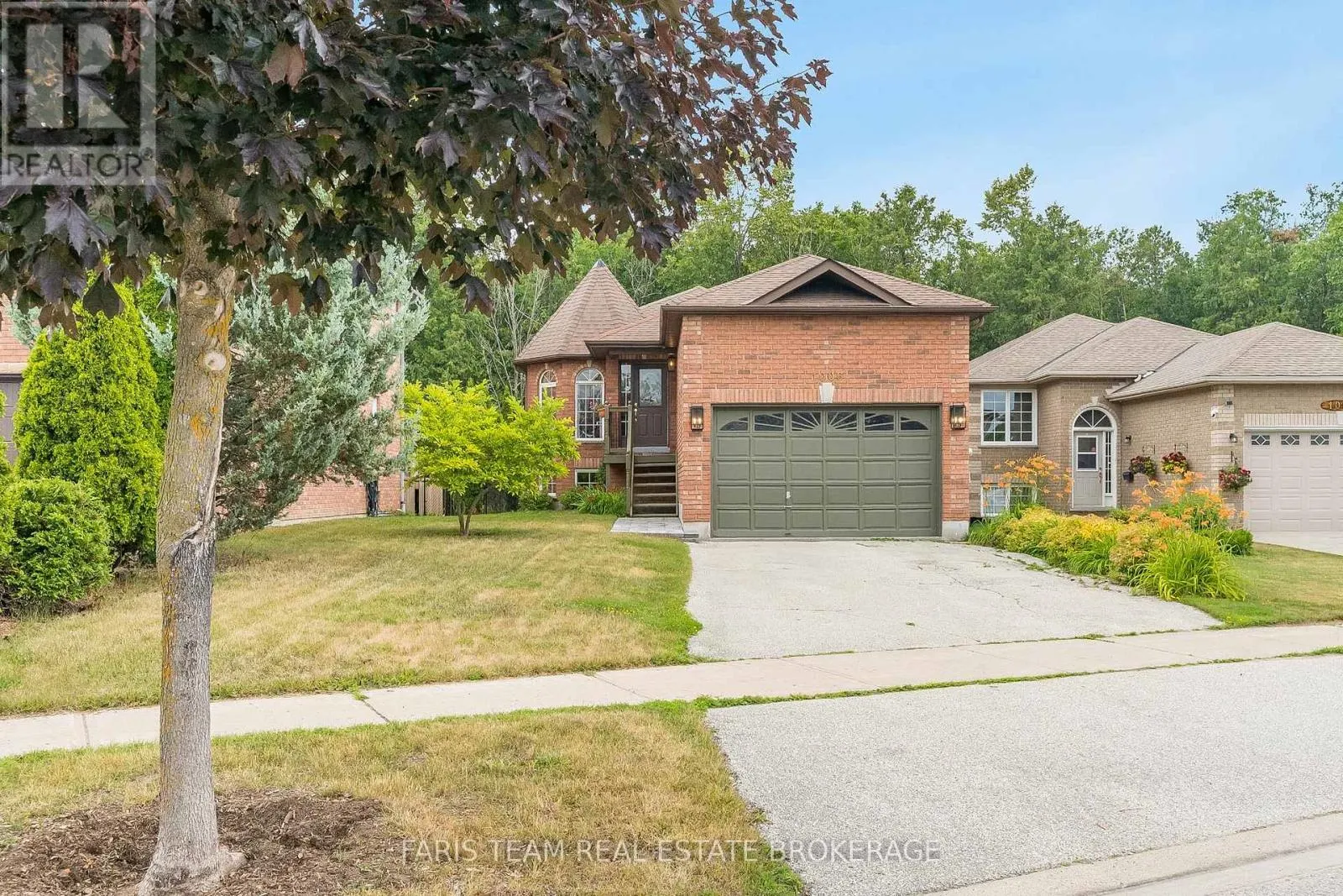 1006 LESLIE DRIVE