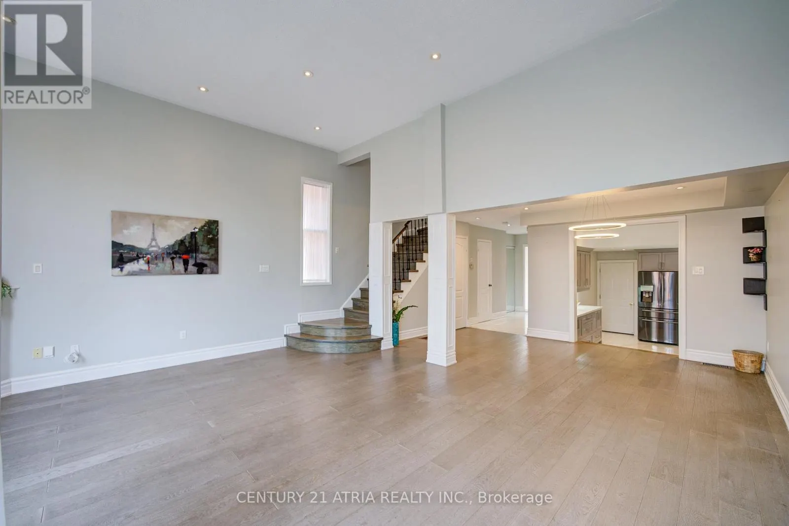 22 PENINSULA CRESCENT