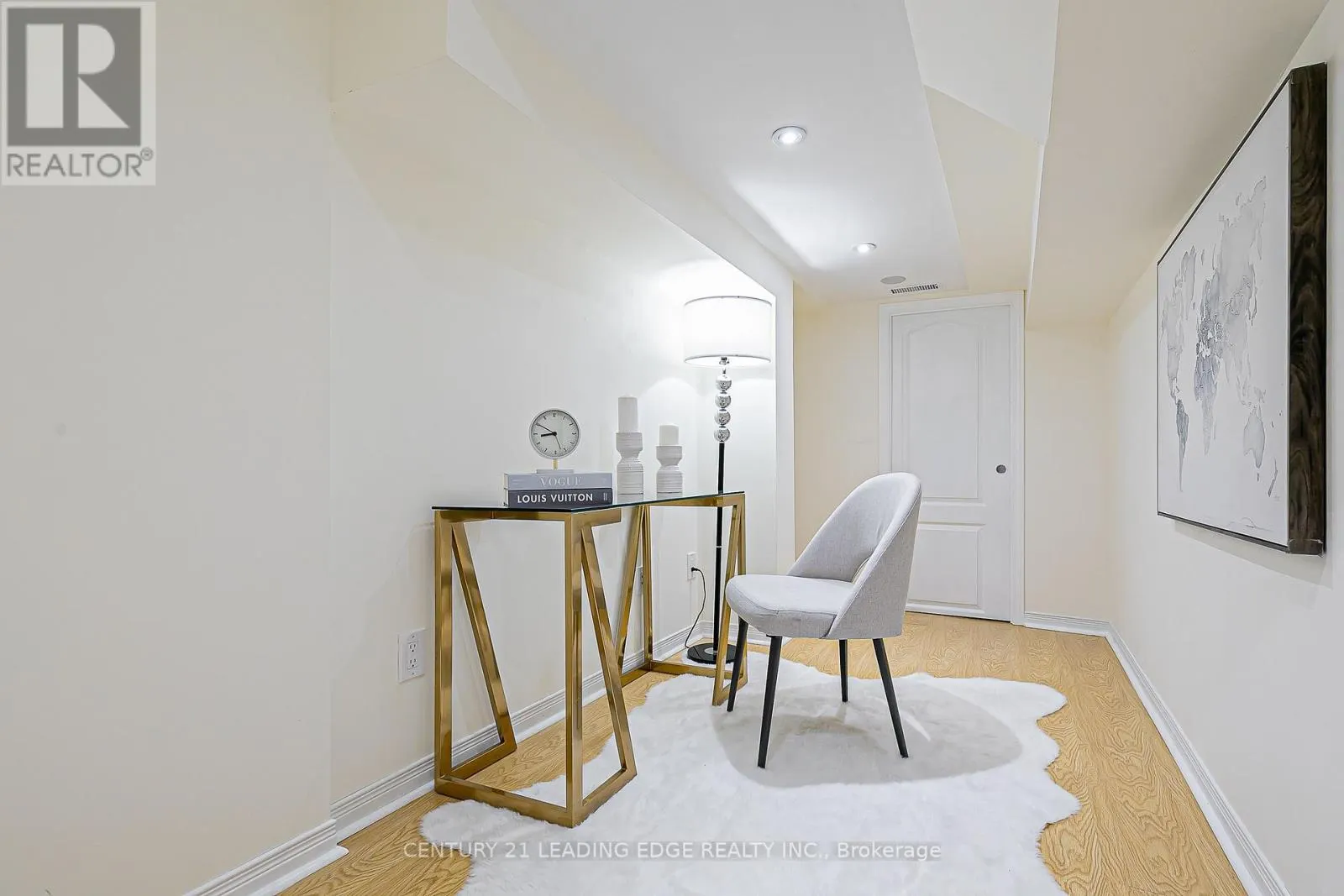 13 LODESTONE LANE