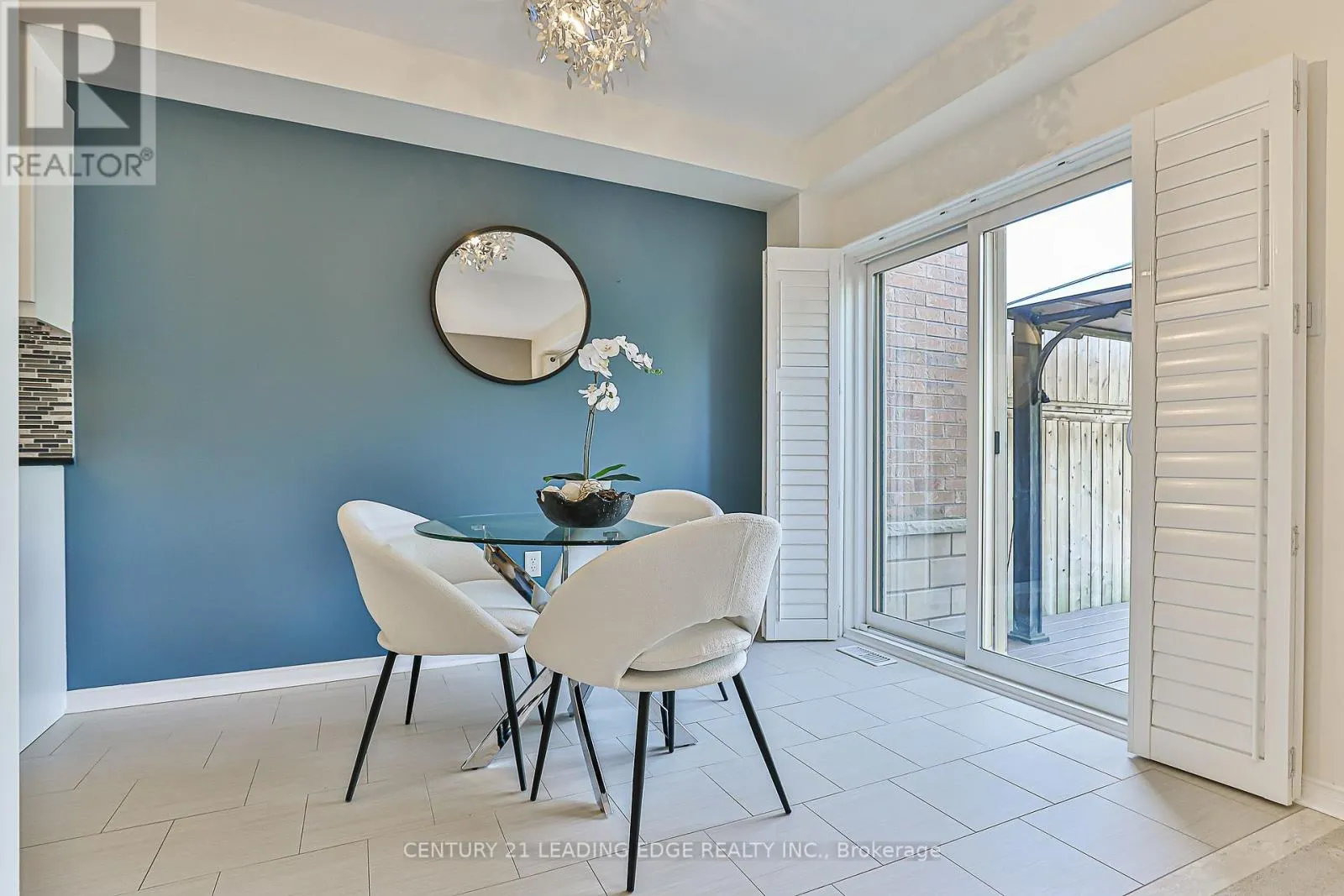 13 LODESTONE LANE