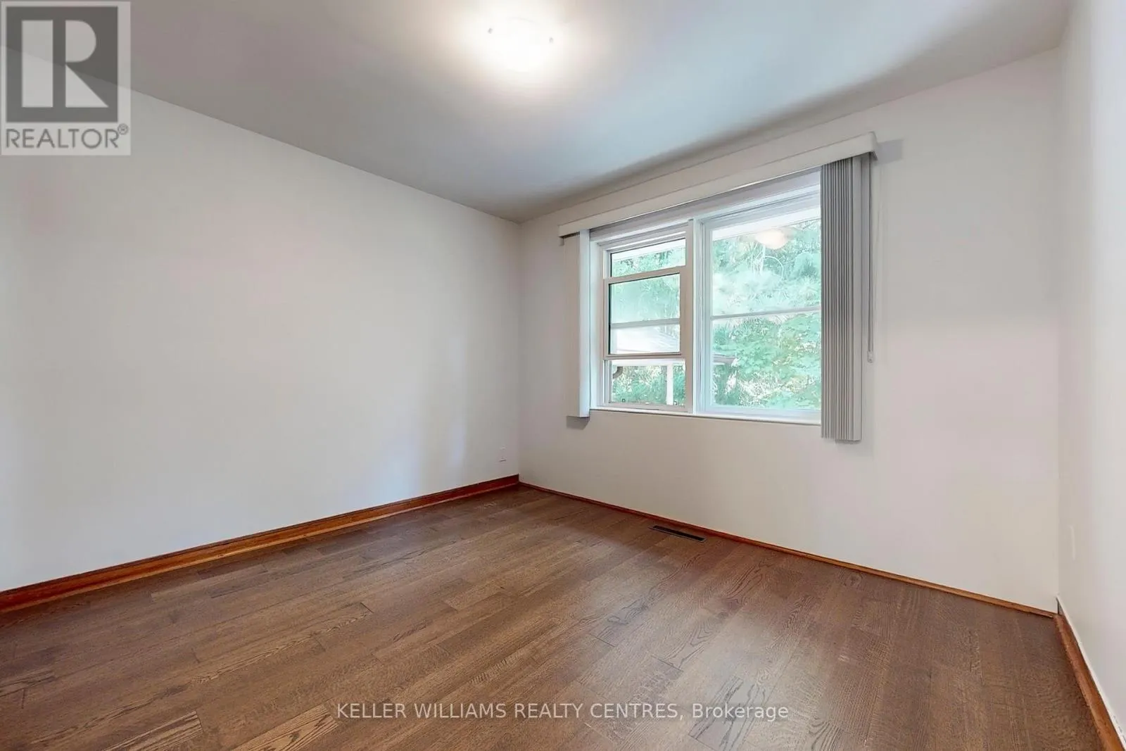 UNIT A - 252 ELGIN MILLS ROAD W