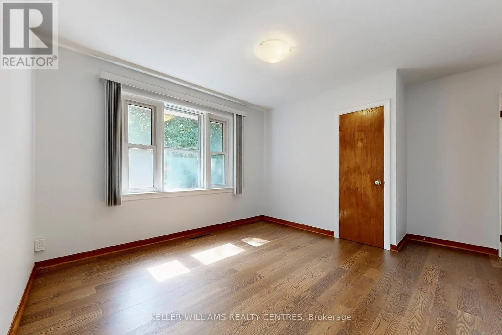 UNIT A - 252 ELGIN MILLS ROAD W