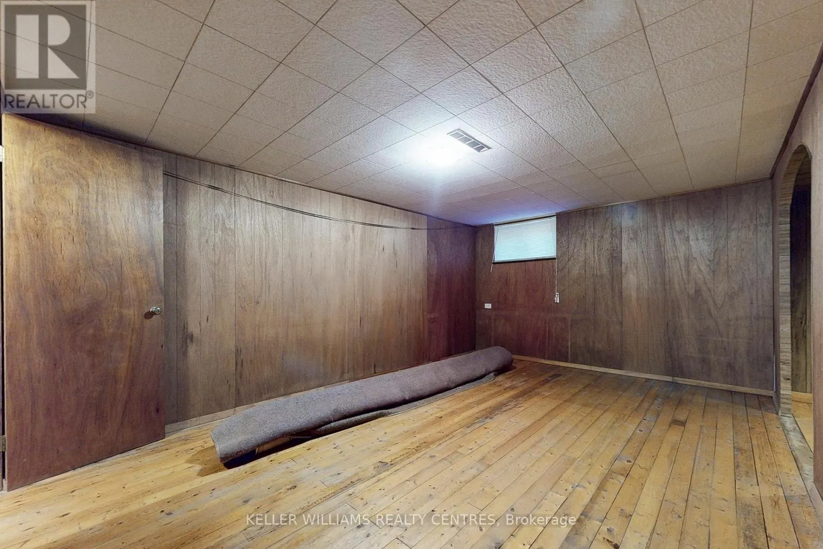 UNIT A - 252 ELGIN MILLS ROAD W